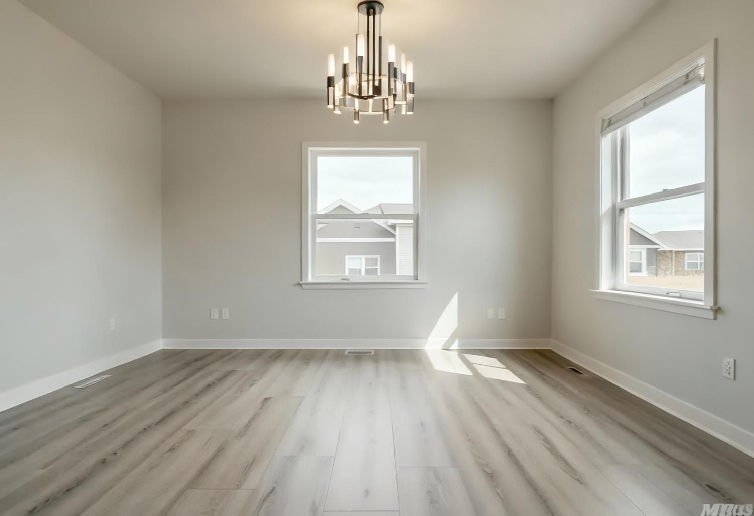 Modern bedroom after AI sketch-to-photo rendering by Renovaitor: Restyled Modern Bedroom